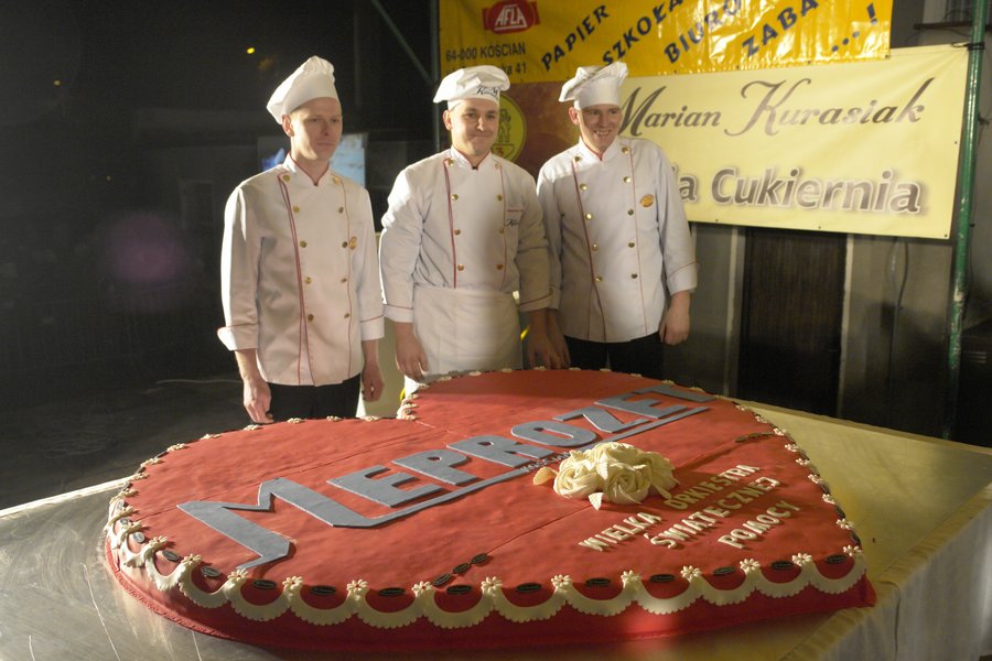 Największy orkiestrowy tort w Wielkopolsce AD 2008