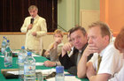 25 sierpnia 2004 r. XXV sesję Rady Miejskiej Kościana czwartej kadencji zdominowały ostre polemiki opozycyjnych radnych z burmistrzem. 
