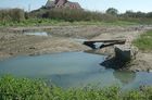 2 września 2004. Osiedle Ogrody od trzech tygodni zalewane jest fekaliami z kanalizacji sanitarnej