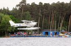30 maja 2010 - samolot Cessna 172 wylądował na Jeziorze Wonieść. Hydroplan przycumowano w przystani Kościańskiego Klubu Żeglarskiego. Piloci Lech Bądzelw