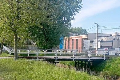 Most na Łazienkach tylko dla pieszych i rowerzystów