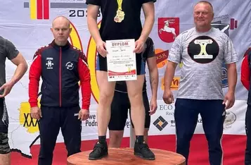 J. Synak