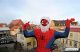 Goście z prezentami