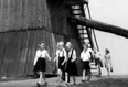 Zatrzymane w kadrze: przodownicy z Kiełczewa (1952)