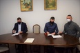 Umowa na okna podpisana