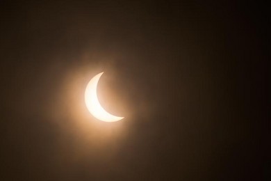 Bezpieczne oglądanie zaćmienia 