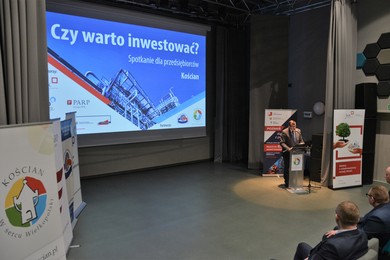 „Czy warto inwestować?”. Konferencja o wsparciu dla firm 