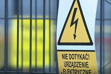 Tragedia w Śmiglu. Nie żyje porażona prądem 23-latka