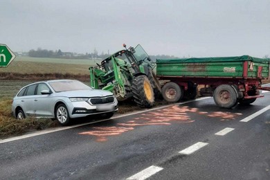 Nie ustąpiła pierwszeństwa ciągnikowi