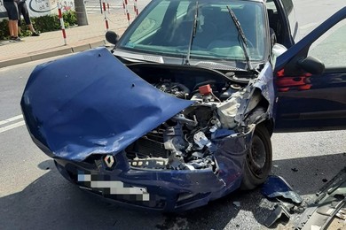 Nie ustąpiła pierwszeństwa