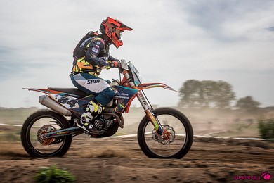 Motocross w Kiełczewie w obiektywie ARPINIU